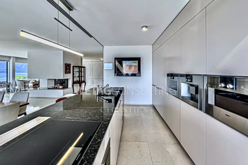 Minusio: Elegante lusso designer duplex penthouse in vendita sul Lago Maggiore con vista mozzafiato sul lago (7)