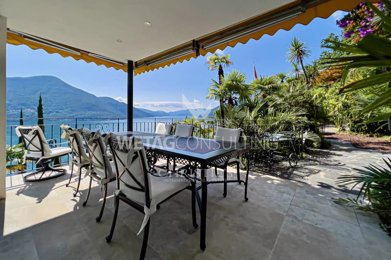Villa with secondary residence in Mediterranean style with panoramic view of Lake Maggiore in Brissago for sale (9)