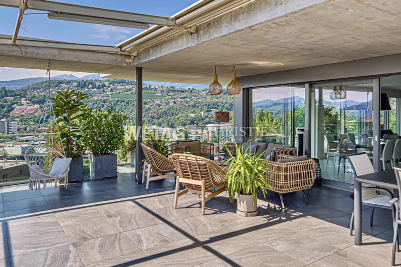 Lugano-Pregassona: grosse Penthouse-Wohnung mit herrlichem Blick über die Stadt & teilweise über den Luganersee zu verkaufen (1)