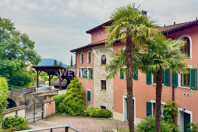 Ruvigliana: Appartamento con vista lago splendida & piscina in vendita (1)