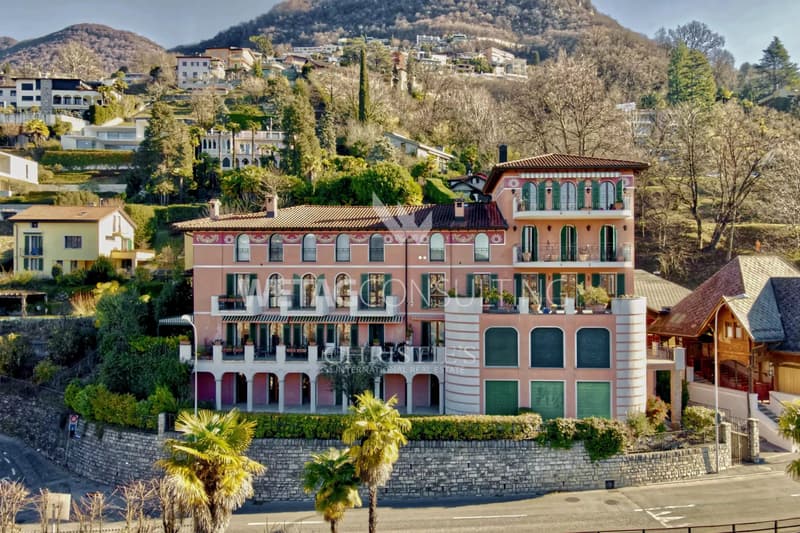 Lugano-Ruvigliana: elegante appartamento con vista mozzafiato sul lago, piscina & giardino in vendita (1)