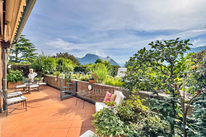 In vendita a Lugano-Gentilino: appartamento elegante con giardino privato & vista parziale sul lago di Lugano (10)