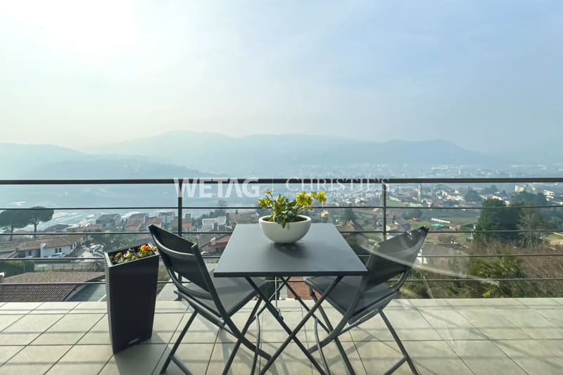 Lugano-Vacallo: Moderne Villa zu verkaufen, auch als Zweitwohnsitz möglich (1)