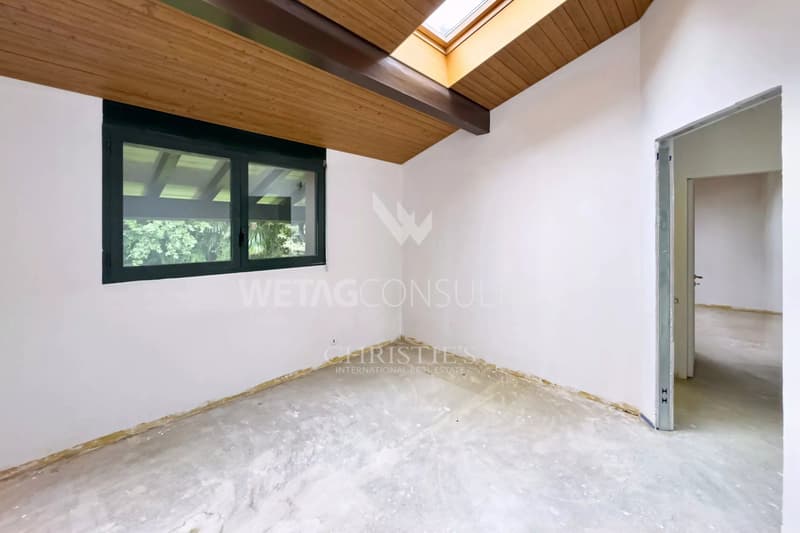 Lugano-Gentilino: elegant attic apartment with lake view, renovated in raw state and for sale in a green area (11)