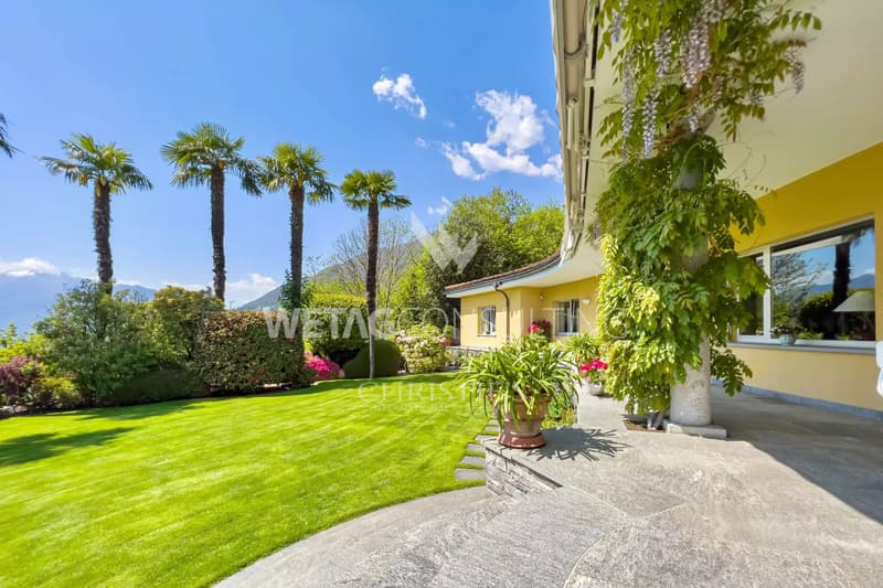 Mediterranean Villa with stunning views of Lake Maggiore, ideal also as a holiday residence, for sale in Minusio (3)