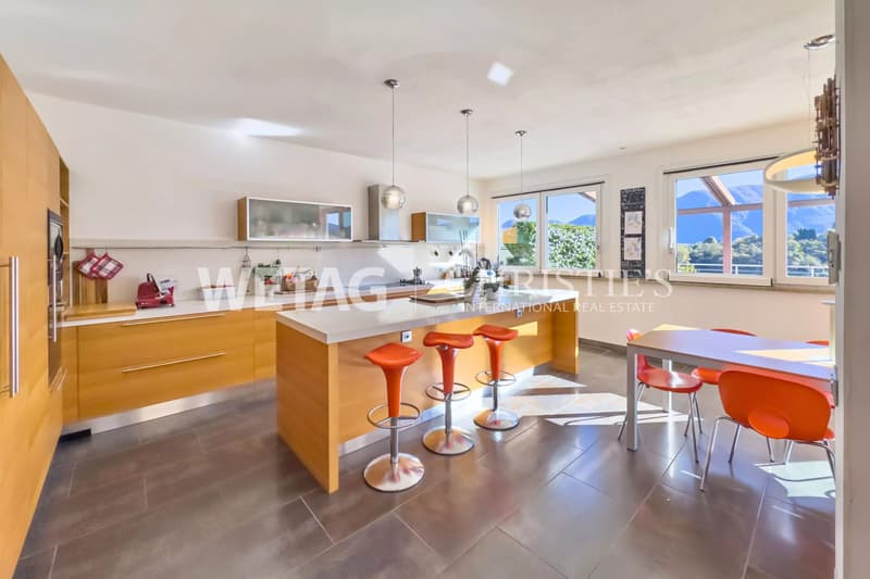 Modern villa with pool, garden & view of Lago di Muzzano in Lugano-Breganzona for sale, also possible as a second home (5)