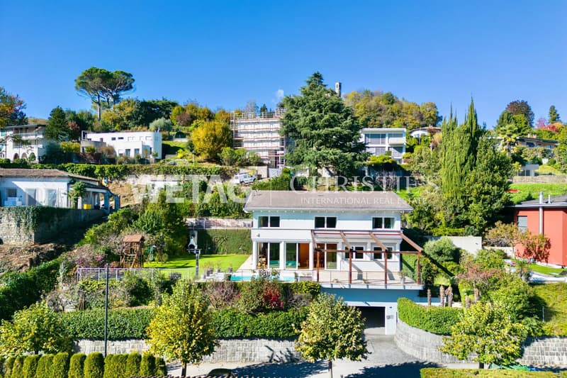 Modern villa with pool, garden & view of Lago di Muzzano in Lugano-Breganzona for sale, also possible as a second home (2)