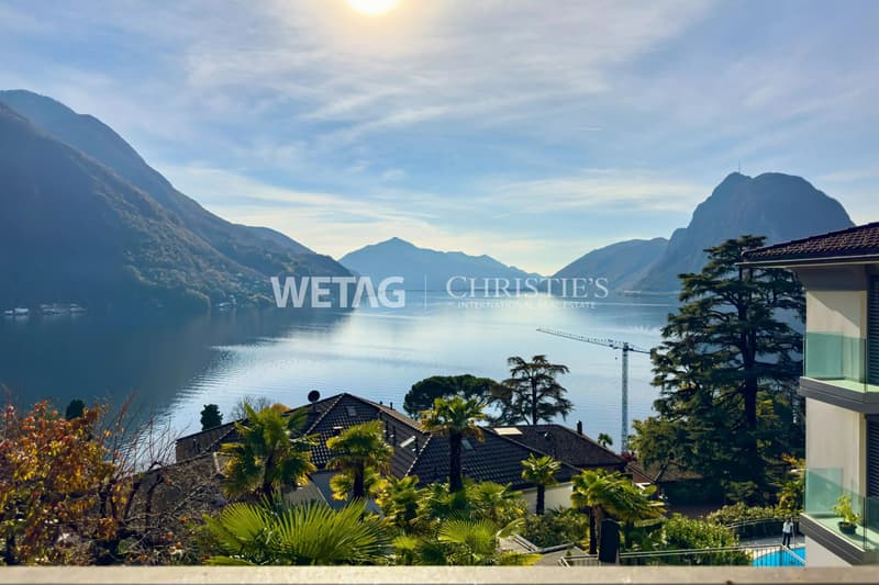 Villa with a magnificent view of Lake Lugano for sale in Lugano-Castagnola (2)