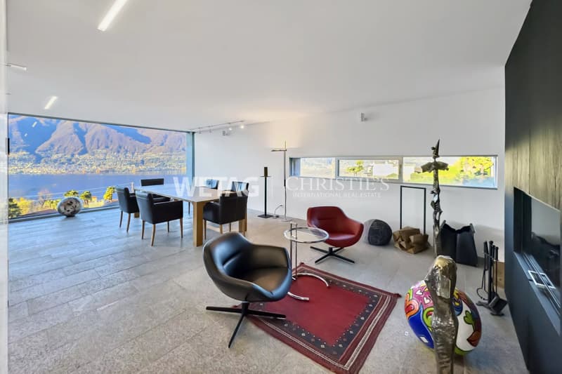 Villa exclusive avec vue panoramique, terrasses spacieuses & piscine extérieure à Gambarogno à vendre (4)