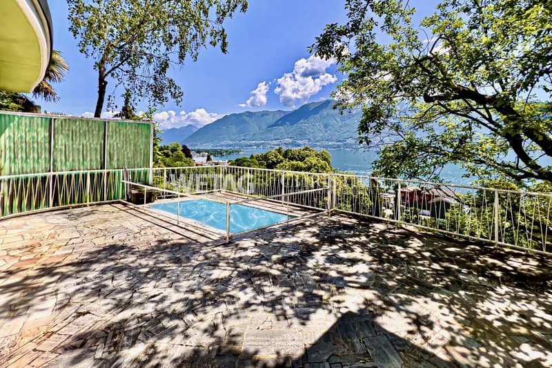 Villa à rénover dans un emplacement spectaculaire avec vue panoramique sur le lac à Ascona à vendre (10)