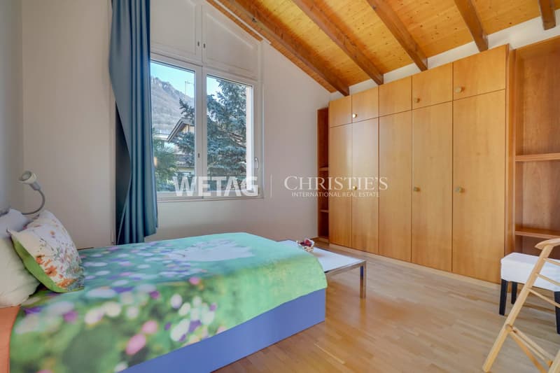 Elegante Villa in Lugano-Villa Luganese zu verkaufen: Grosszügige Räume, ebener Garten, Aussenpool & Fitnessbereich (9)