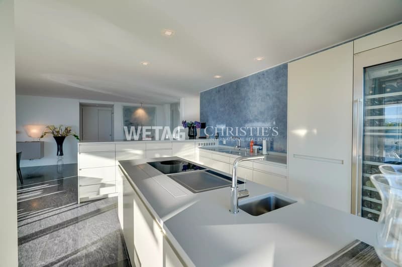Appartamento duplex di lusso con giardino privato & vista mozzafiato in vendita ad Ascona (4)