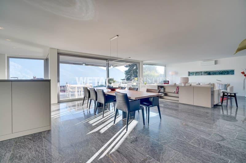 Appartamento duplex di lusso con giardino privato & vista mozzafiato in vendita ad Ascona (3)