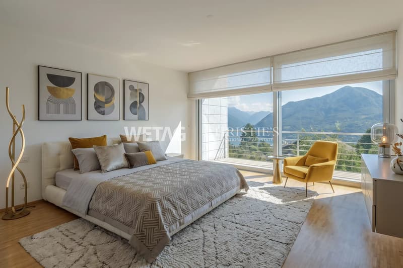 Lugano-Carona: moderne Villa in Carona mit Blick auf den Luganersee, eingebettet im Grünen mit Privatsphäre (5)