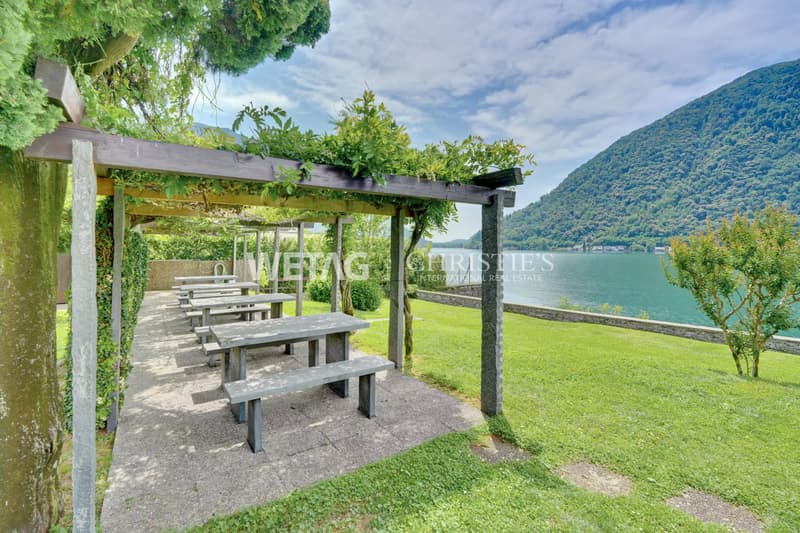 Penthouse-Wohnung direkt am See in Lugano-Maroggia zu verkaufen mit Innen-/Aussenpool, Bootsplätzen & Zweitwohnsitz (9)