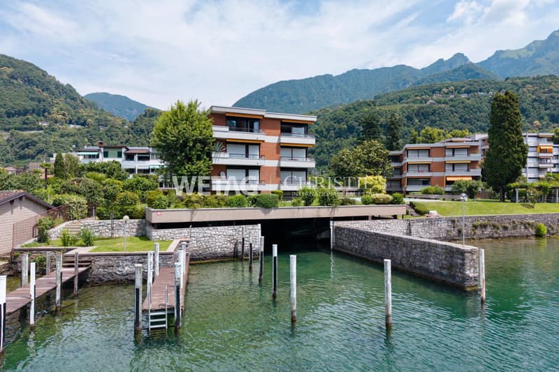 Penthouse-Wohnung direkt am See in Lugano-Maroggia zu verkaufen mit Innen-/Aussenpool, Bootsplätzen & Zweitwohnsitz (11)