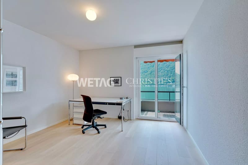 Penthouse-Wohnung direkt am See in Lugano-Maroggia zu verkaufen mit Innen-/Aussenpool, Bootsplätzen & Zweitwohnsitz (8)
