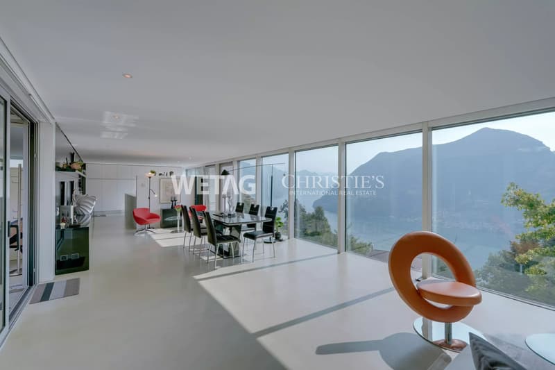 Lugano-Carona: Moderne Villa mit herrlichem Panoramablick auf den Luganersee zu verkaufen ? Zweitwohnsitz möglich (3)