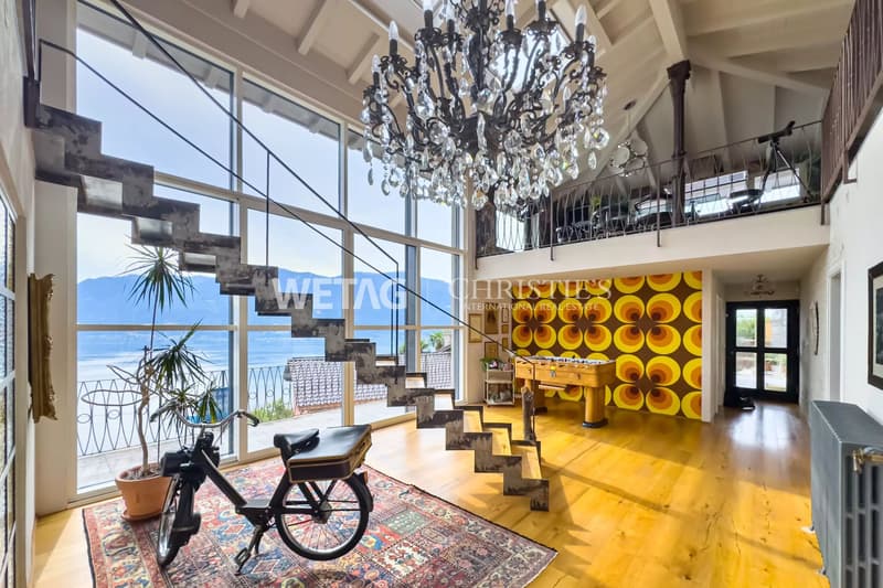 Moderne Villa im Loft-Stil mit Seeblick & Innenpool zum Verkauf in Ronco sopra Ascona (2)