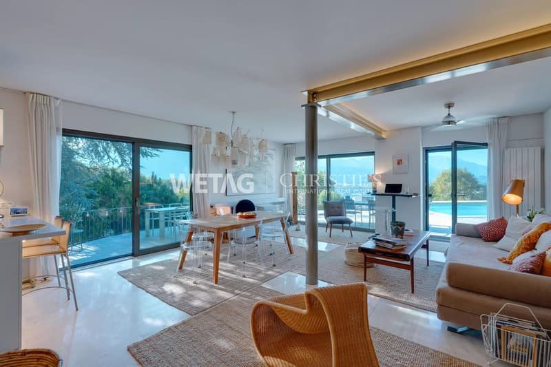 Elegante mediterrane Villa mit Swimmingpool, Poolhaus & spektakulärer Seesicht zum Verkauf in Lugano-Pugerna (4)