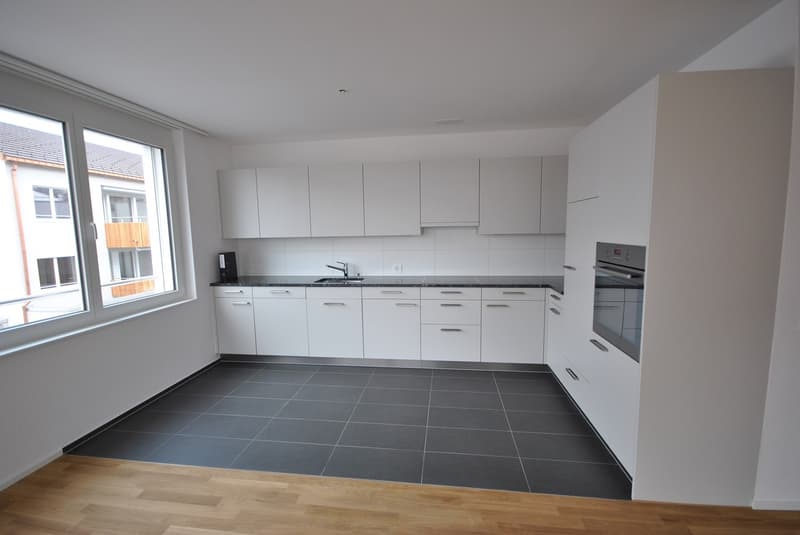 Helle 3.5-Zimmer-Wohnung in ruhiger Lage (2)