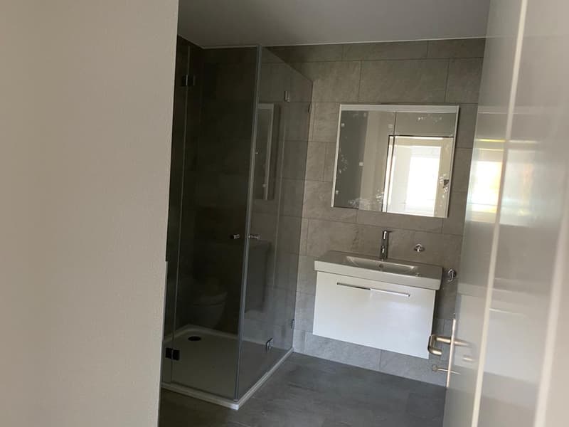Moderne und helle Wohnung im Eigentumsstandard (3)