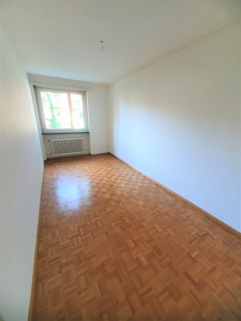 Helle und geräumige 4.5-Zimmerwohnung in Allschwil (12)