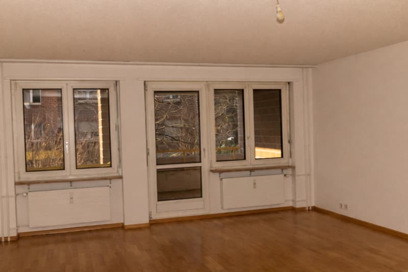 Helle 4,5-Zimmerwohnung mit Balkon in familienfreundlicher Lage (3)