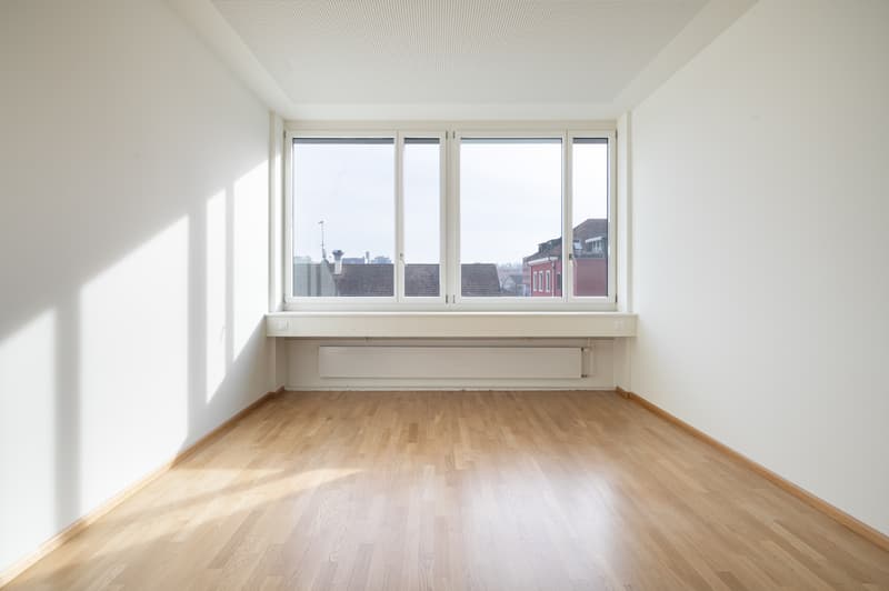 Helle Büroräume mit Charme ? Arbeiten in ruhiger Bestlage (3)
