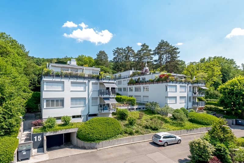 Einstellhallenplatz nähe Hörnli (1)