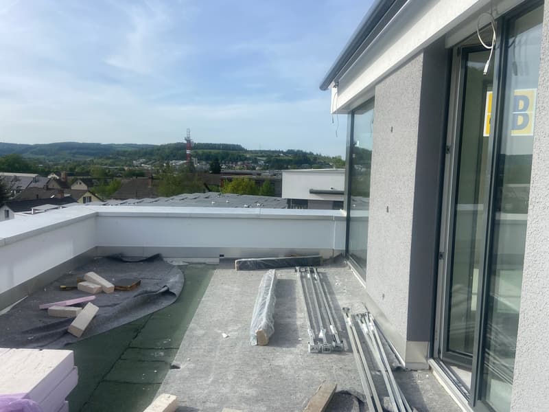 modernes Stadthaus mit Aussicht und Dachterrasse (9)