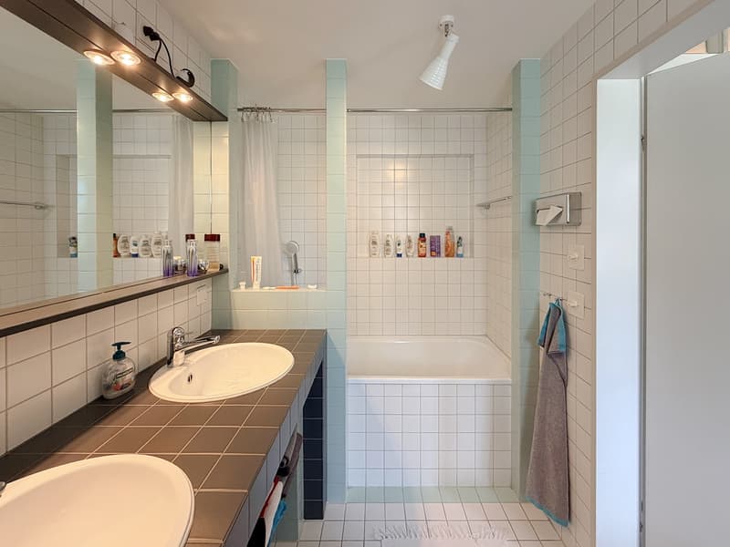 Urbanes Wohnen: 3.5-Zimmer-Maisonettewohnung in privater Parkanlage (9)