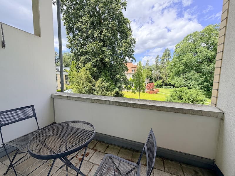 Urbanes Wohnen: 3.5-Zimmer-Maisonettewohnung in privater Parkanlage (7)