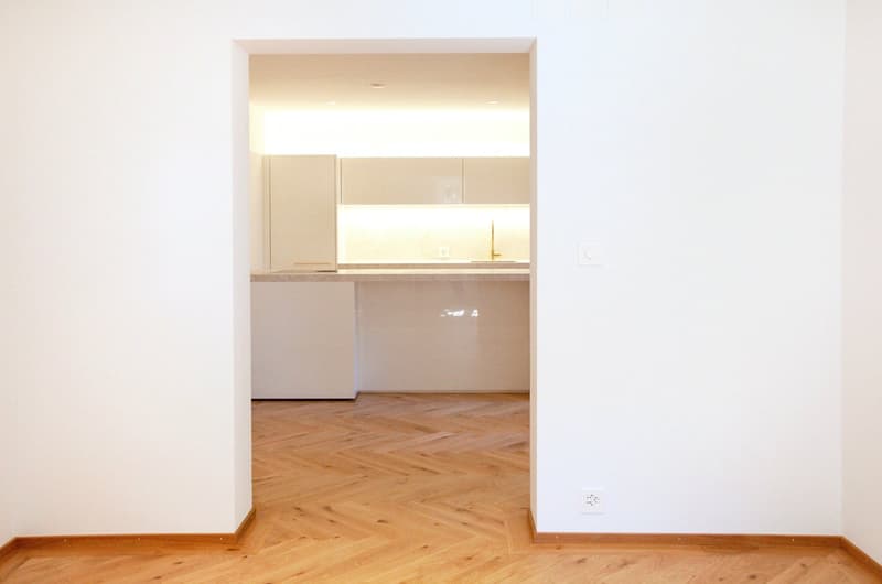 Stilvolle 2.5-Zimmer-Wohnung mit privatem Garten (9)