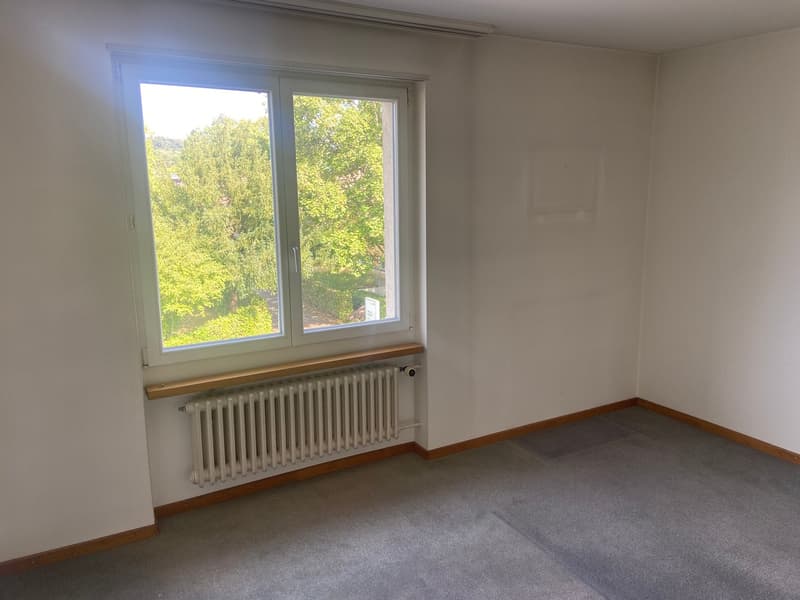 Charmantes 4.5-Zimmer-Reiheneinfamilien-Eckhaus mit Garten, Balkon und Garage in Veltheim (12)