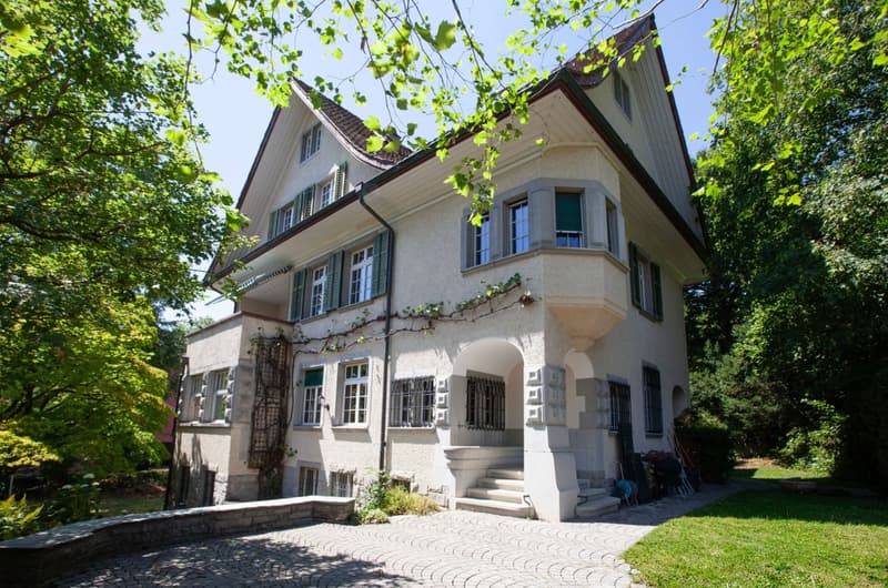 Repräsentative Büroräumlichkeiten am Zürichberg mit privatem Garten (23)