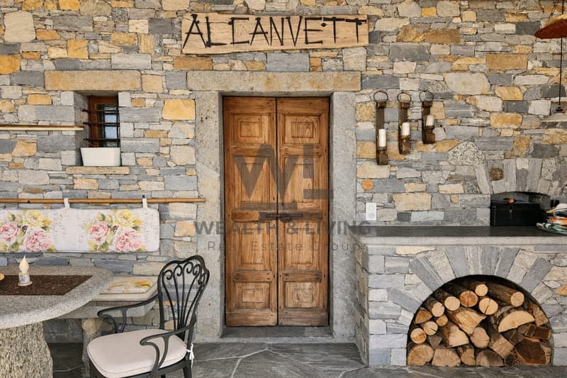 Chalet con terreno edificabile di 1387 m² e garage (1)