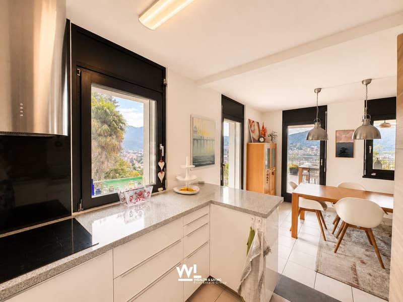 Grosszügiges 5.5-Zi. Einfamilienhaus mit Weitsicht, Terrassen und Garten in Vacallo zu verkaufen (3)