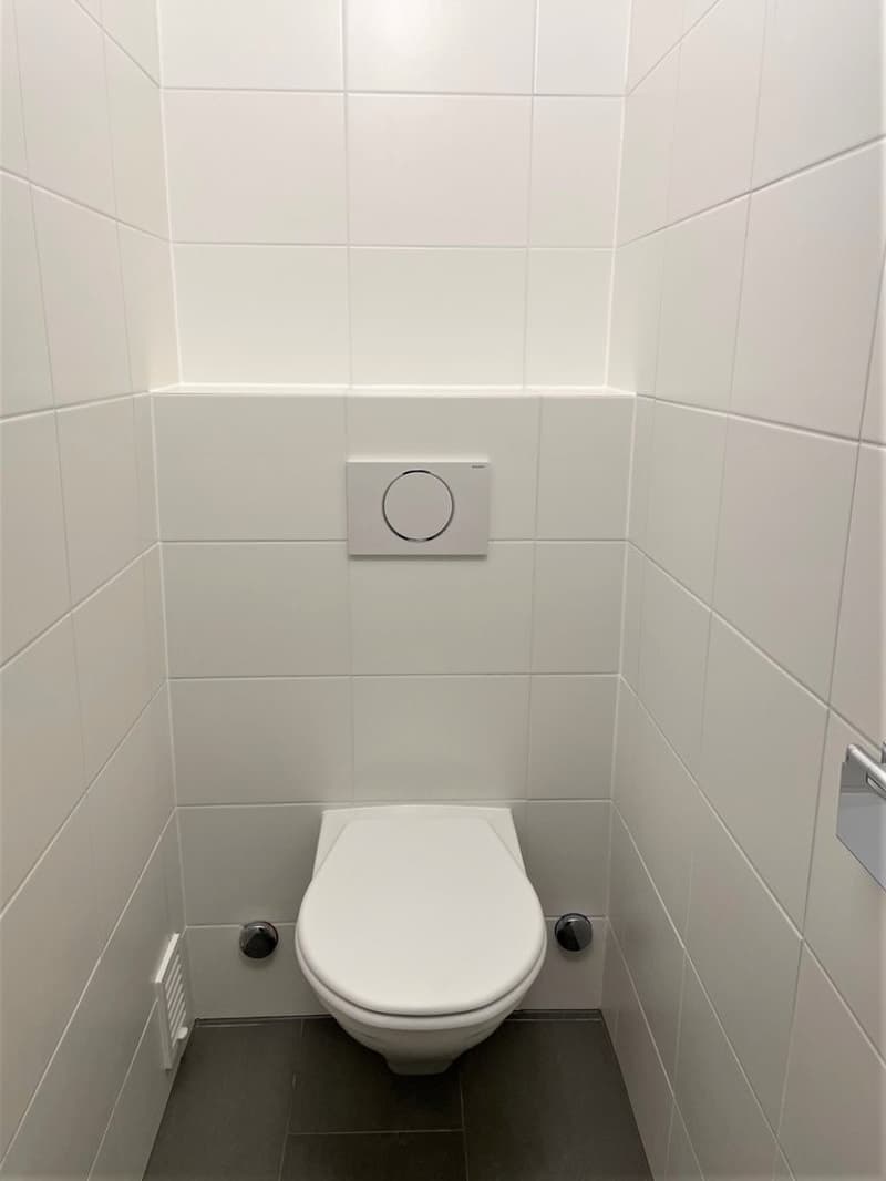 wc.jpg