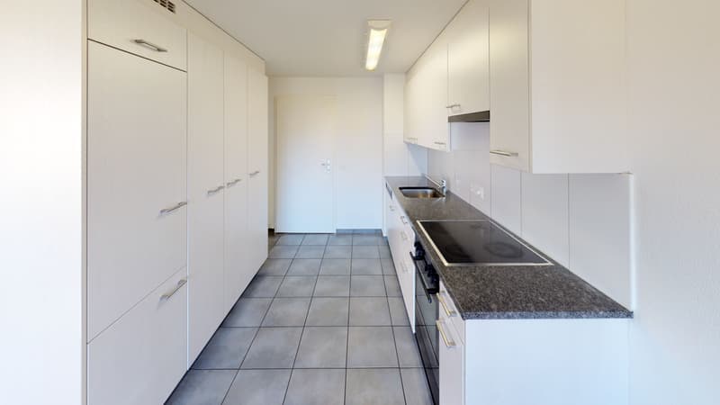 1-OG-Rechts-Posstrasse-41-35-Longo-Kitchen
