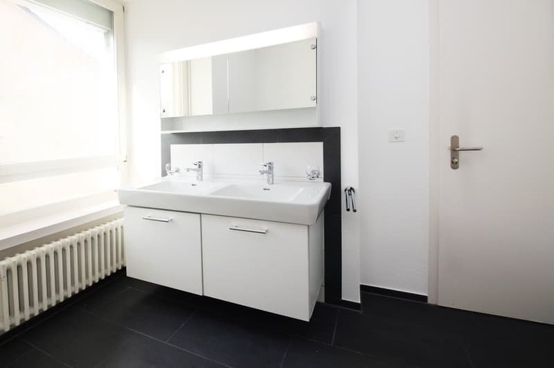 Gepflegte 3 1/2-Zimmer-Wohnung (103 m2), Mitten im Kreis 7 (9)