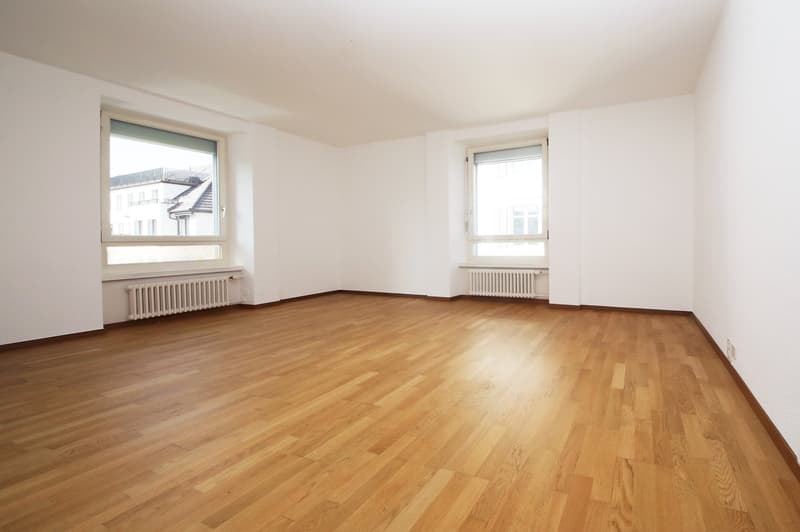 Gepflegte 3 1/2-Zimmer-Wohnung (103 m2), Mitten im Kreis 7 (3)
