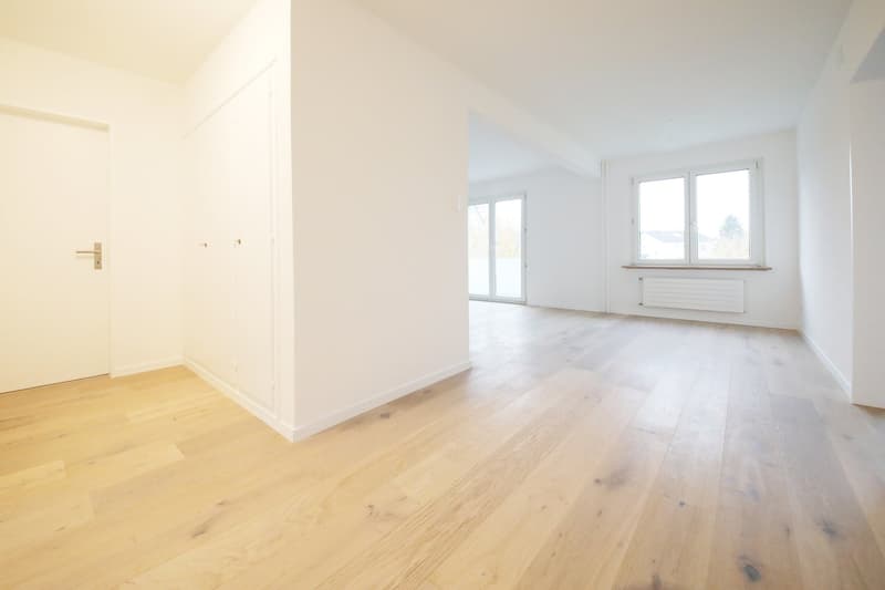 Moderne, renovierte 3.5-Zimmerwohnung mit Balkon an ruhiger Lage (6)