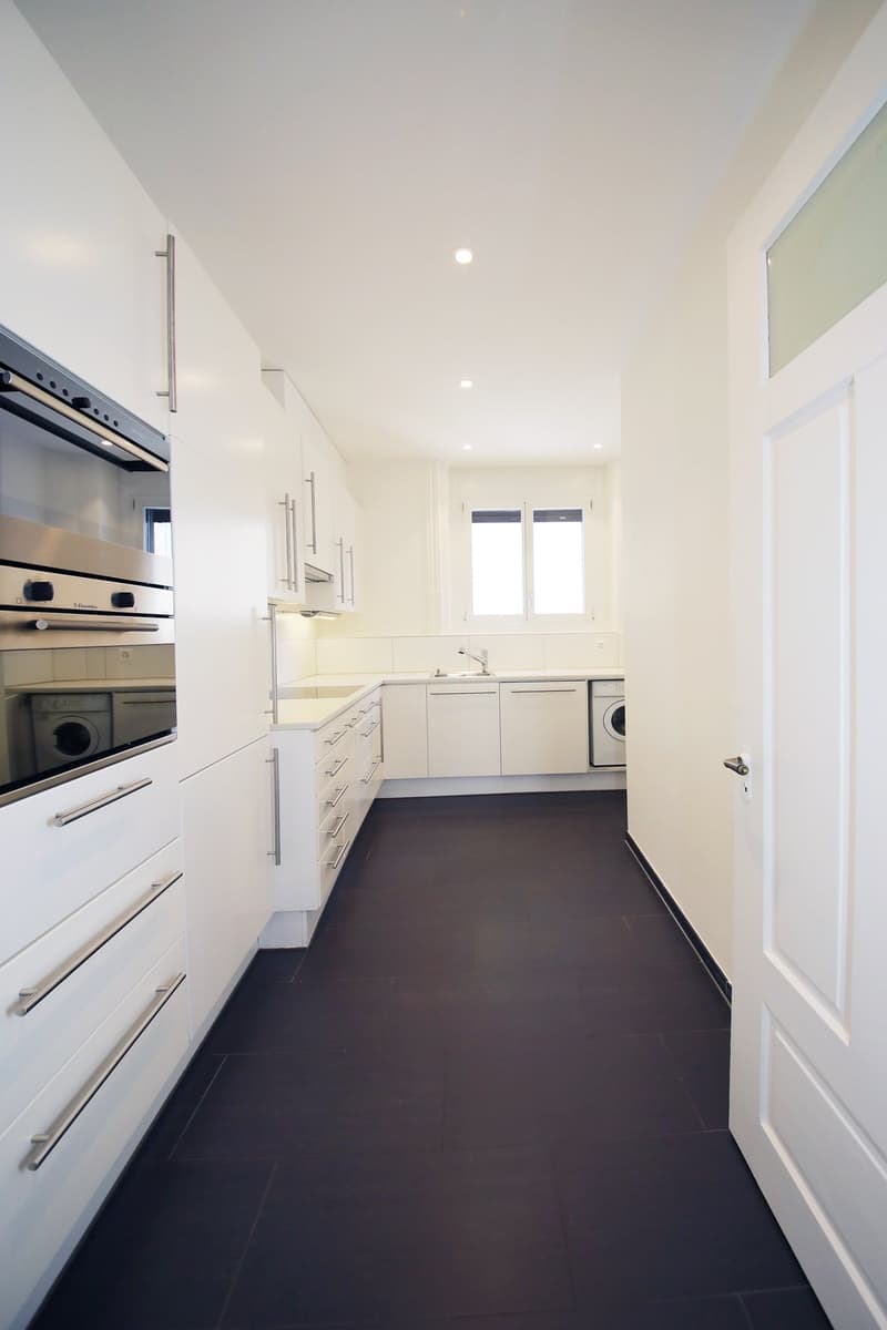Elegantes 4-Zimmer-Altbau-Bijou (110m2) mit Balkon, Kreis 3 (10)
