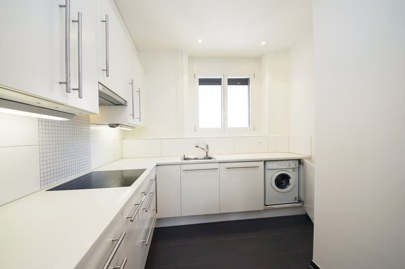 Elegantes 4-Zimmer-Altbau-Bijou (110m2) mit Balkon, Kreis 3 (11)