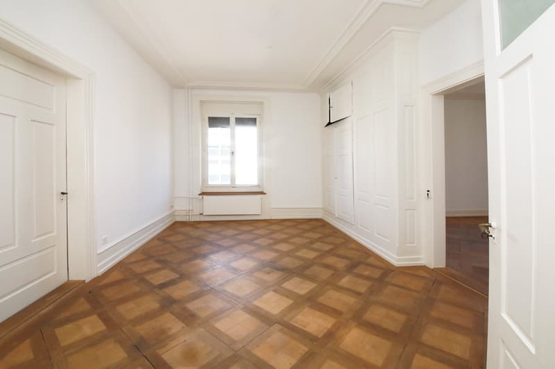 Elegantes 4-Zimmer-Altbau-Bijou (110m2) mit Balkon, Kreis 3 (7)