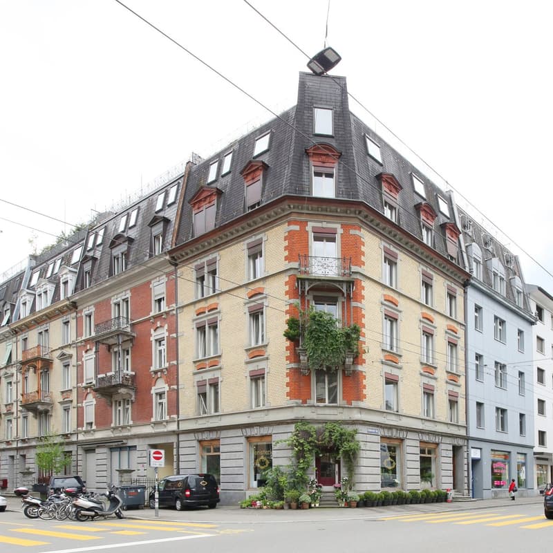 Elegantes 4-Zimmer-Altbau-Bijou (110m2) mit Balkon, Kreis 3 (12)