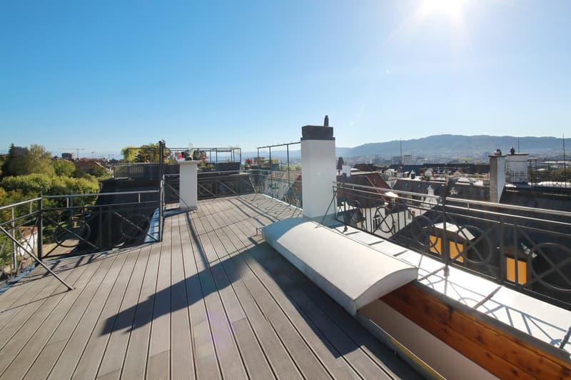 Stilvoll renovierte 5.5-Zimmer-Altbauwohnung mit eigener und Dachterrasse (2)