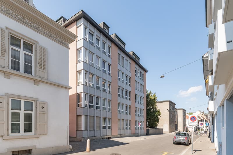 Modern und hell - Direkt am Rhein! 2.5-Zimmerwohnung 45m2 (1)