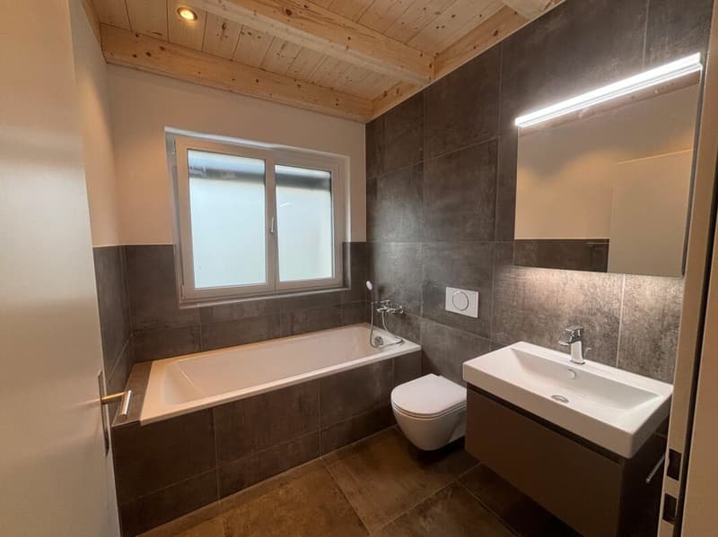 4 1/2-Zimmer-Wohnung im Dachgeschoss mit Balkon und Estrich (8)